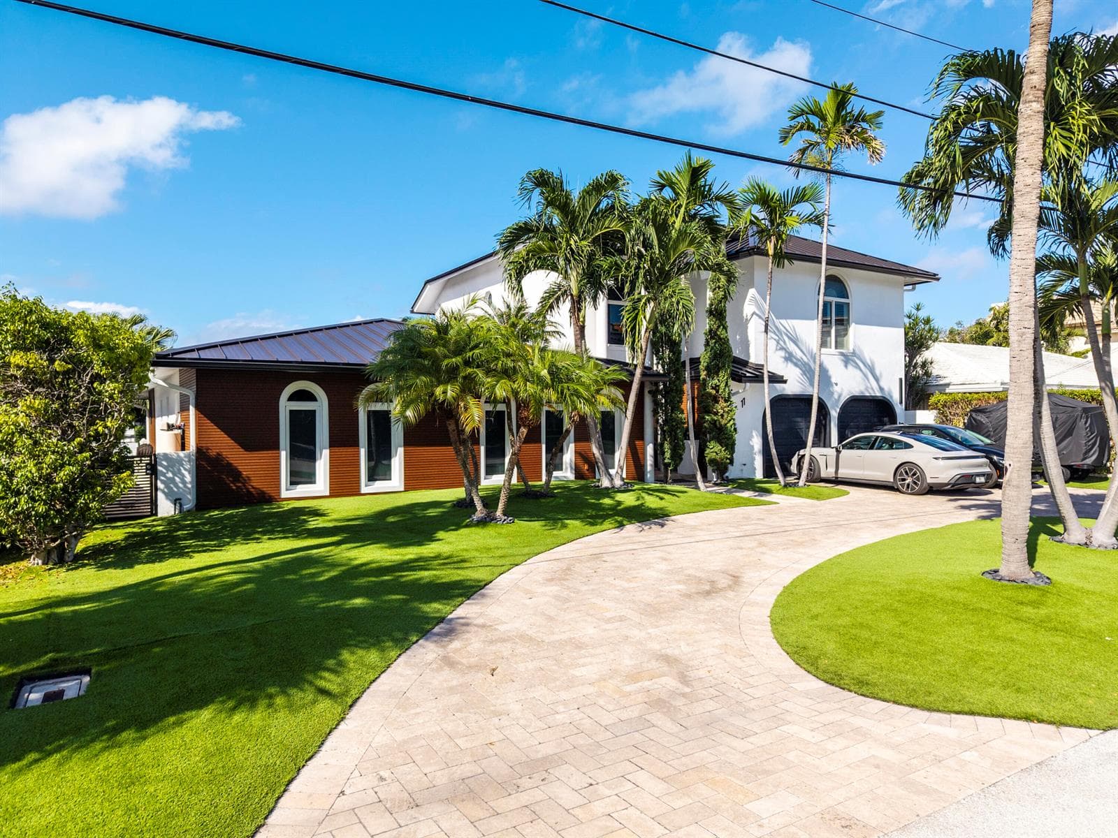 11 Castle Harbor Is