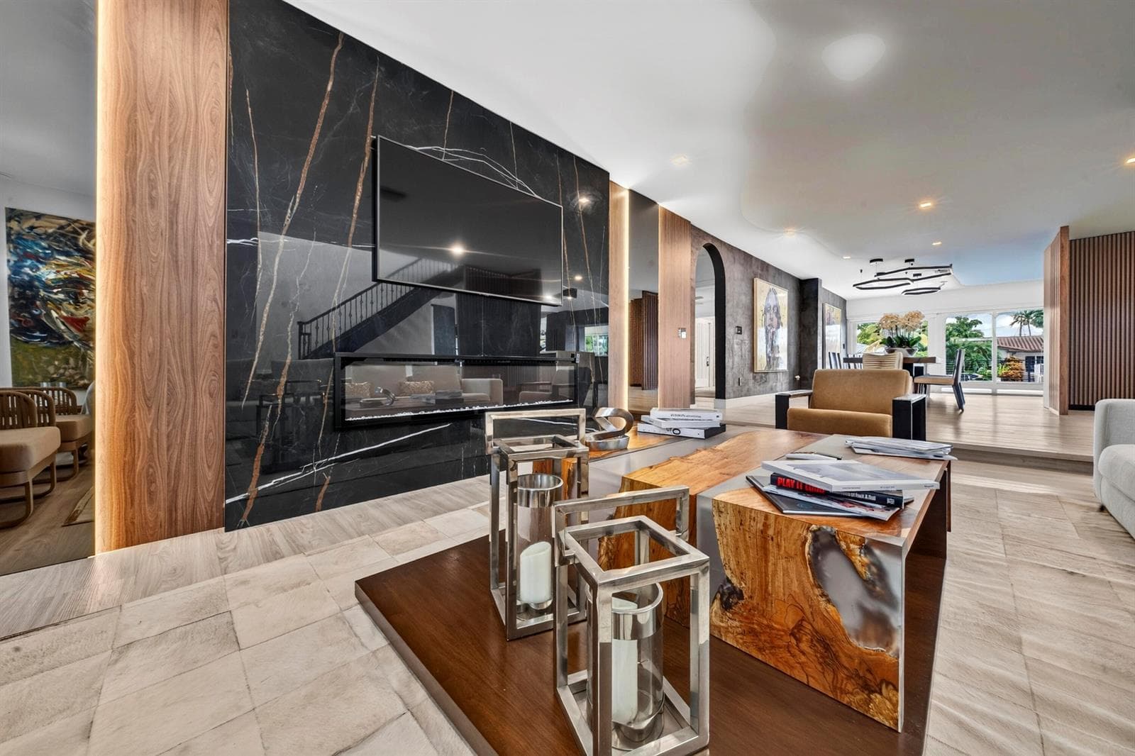 11 Castle Harbor Is
