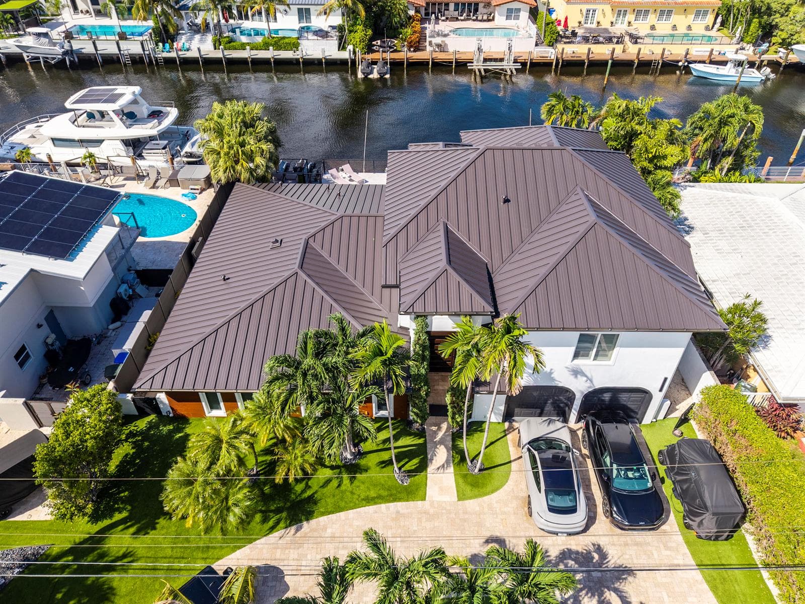 11 Castle Harbor Is