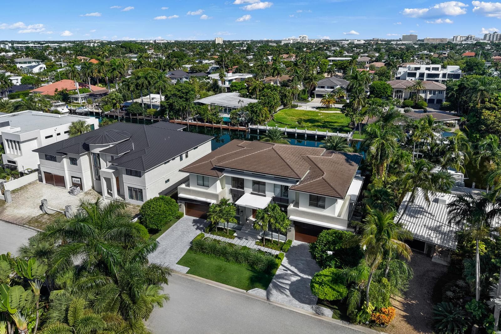 2423 Castilla Isle