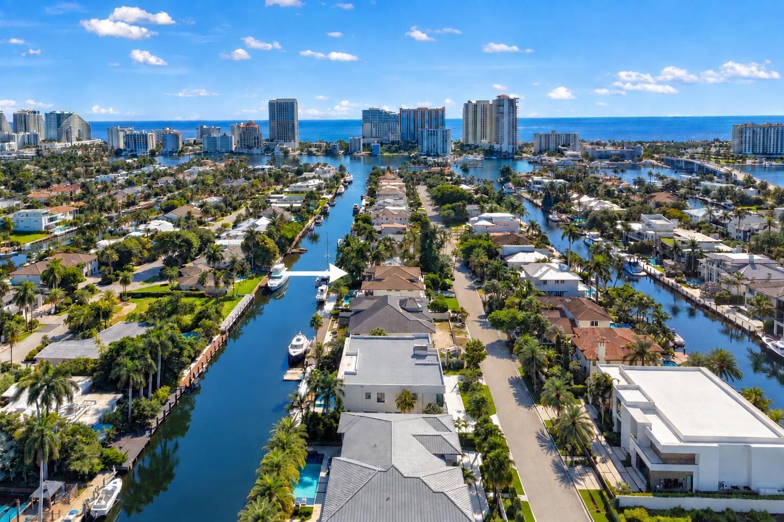 2423 Castilla Isle