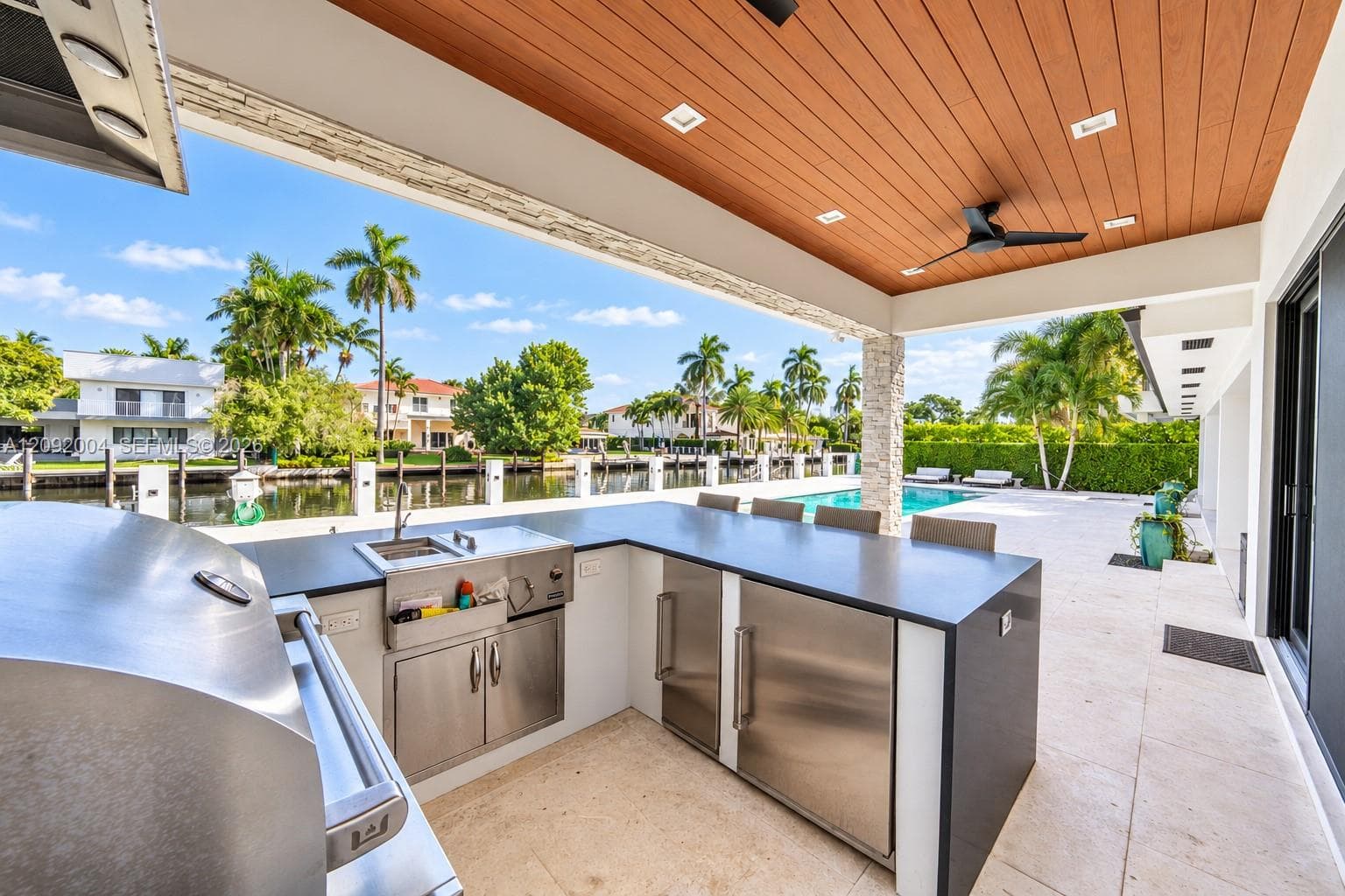 33 Pelican Dr