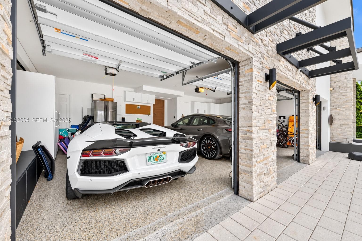 33 Pelican Dr