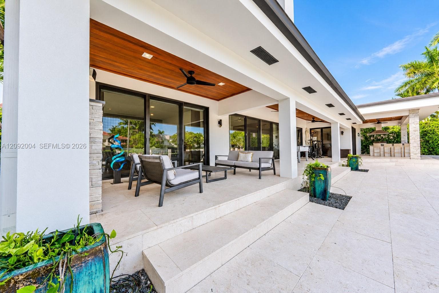 33 Pelican Dr