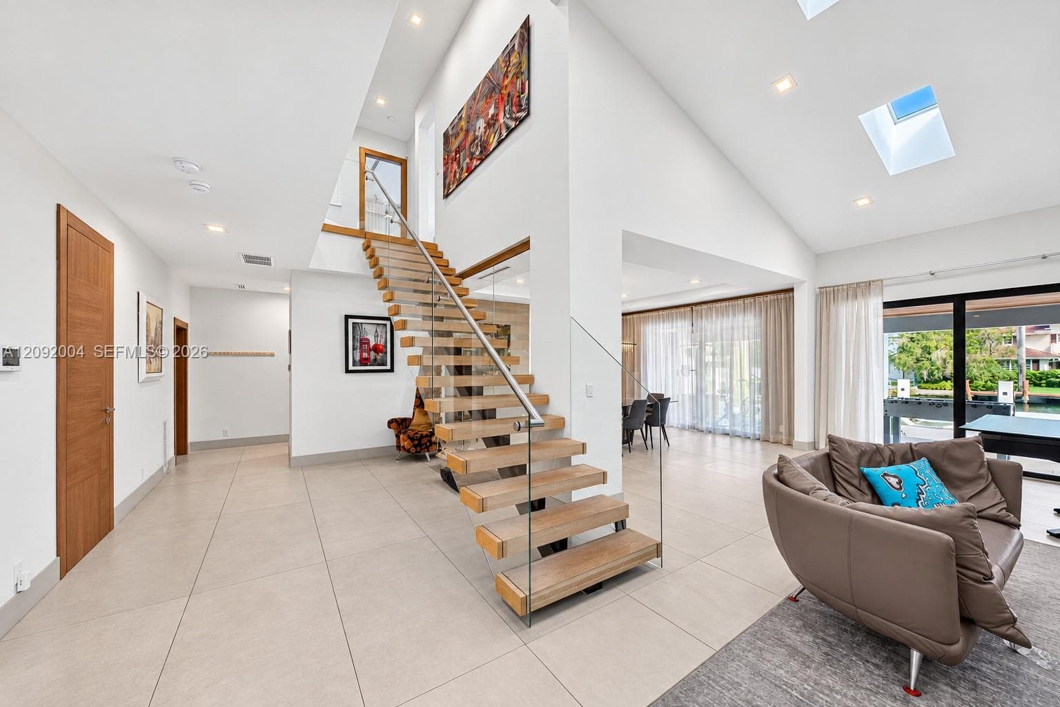 33 Pelican Dr