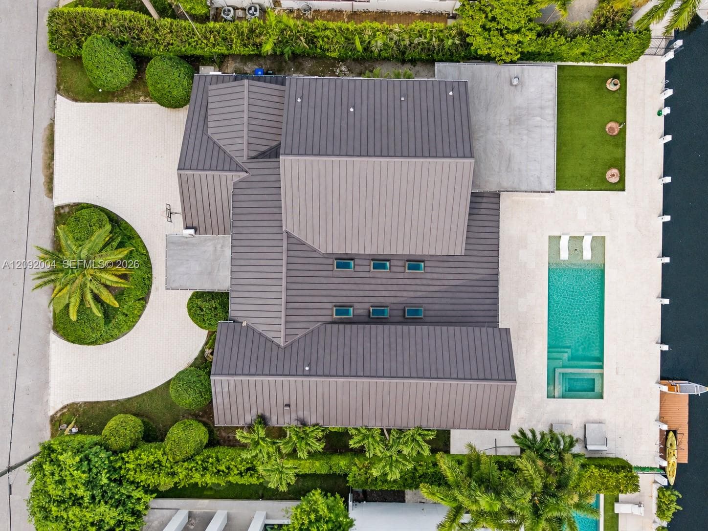 33 Pelican Dr