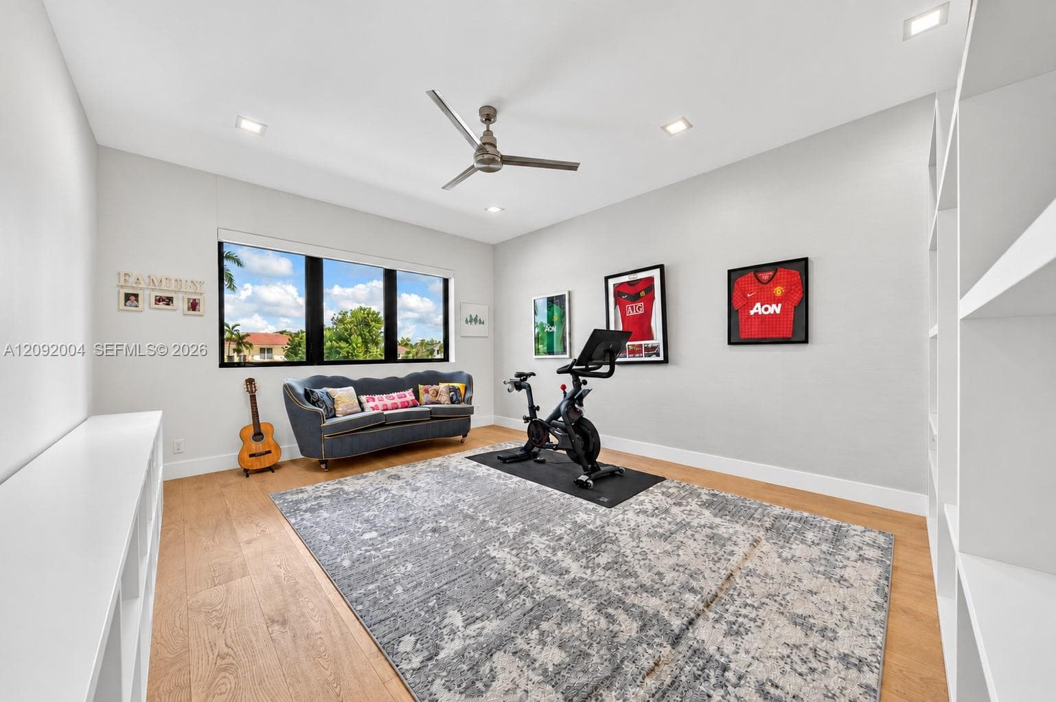 33 Pelican Dr