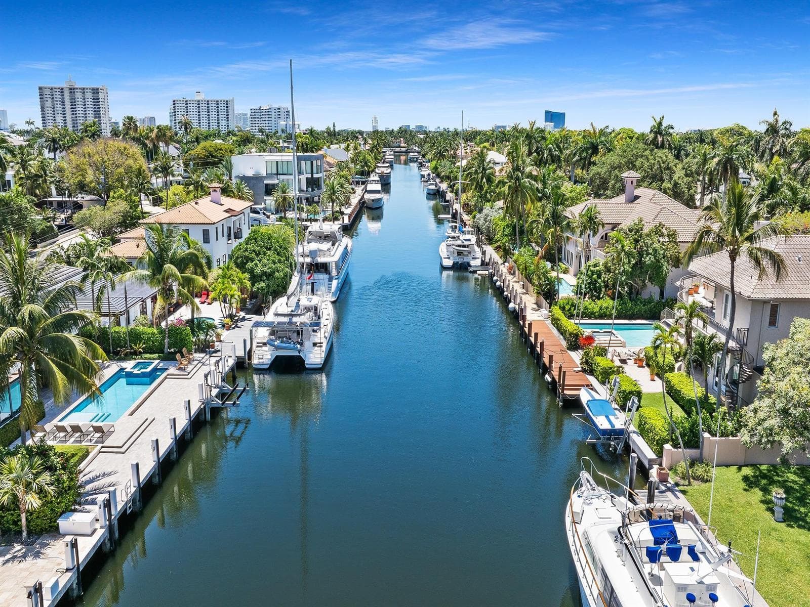 301 Seven Isles Dr