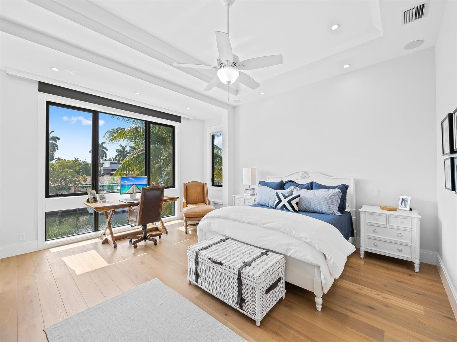 301 Seven Isles Dr