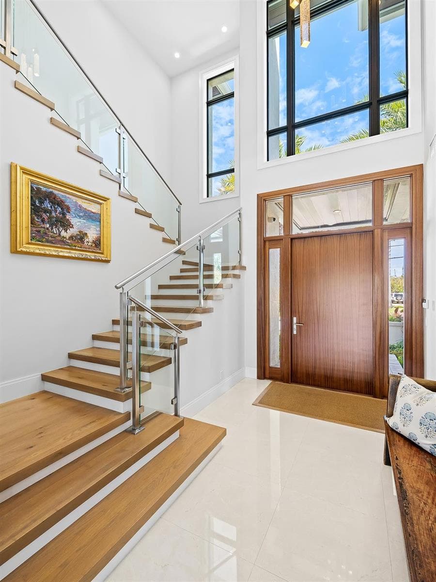 301 Seven Isles Dr