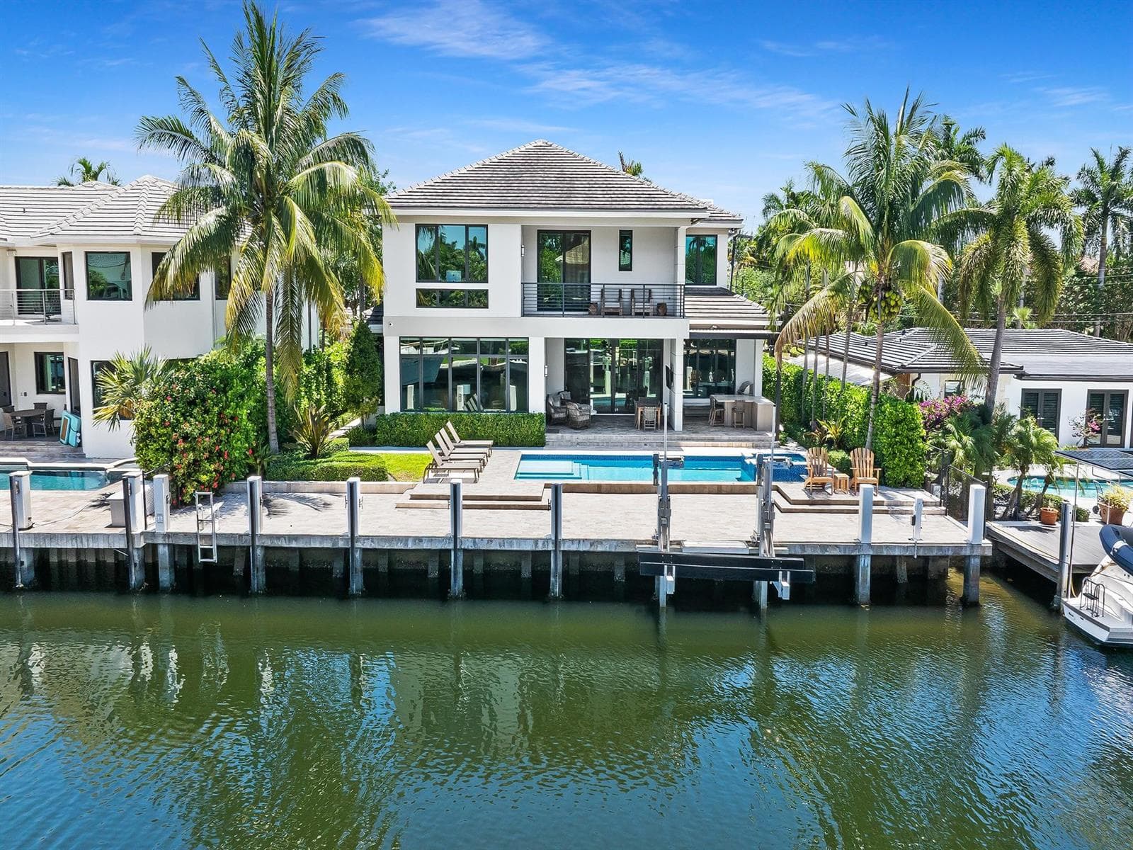 301 Seven Isles Dr