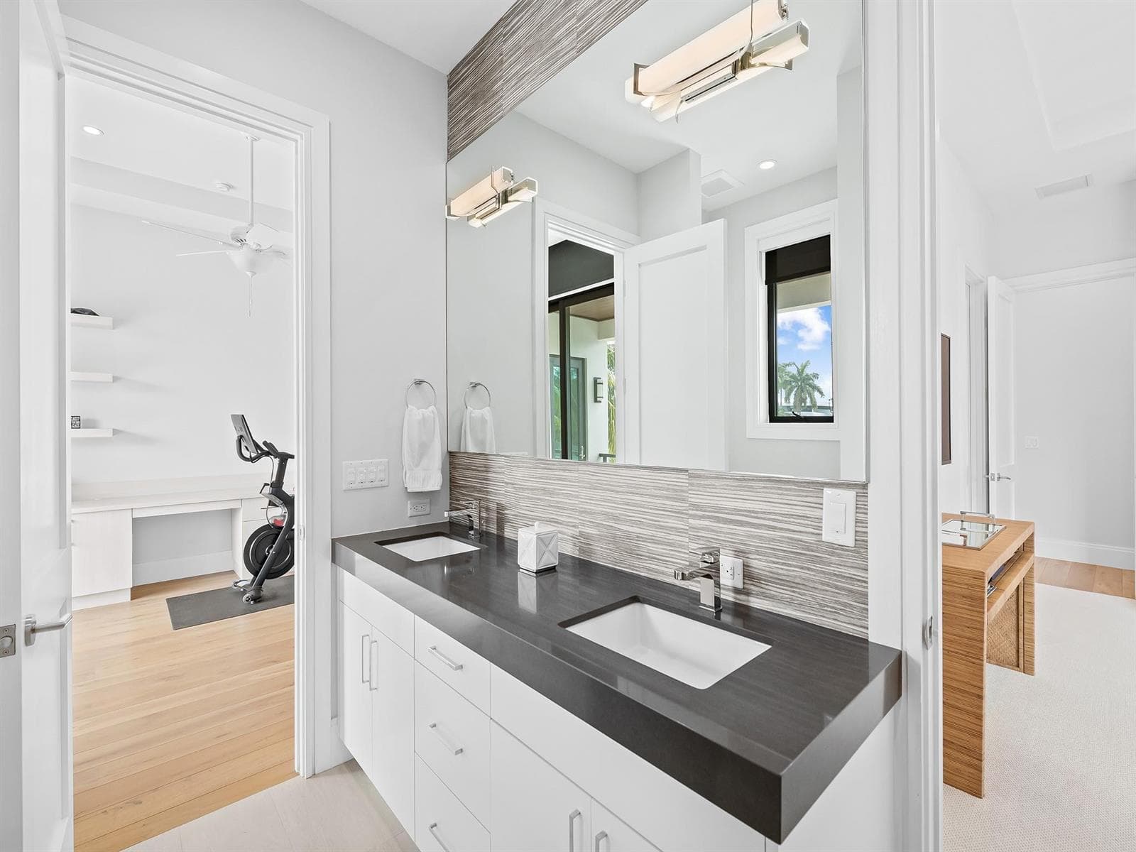 301 Seven Isles Dr