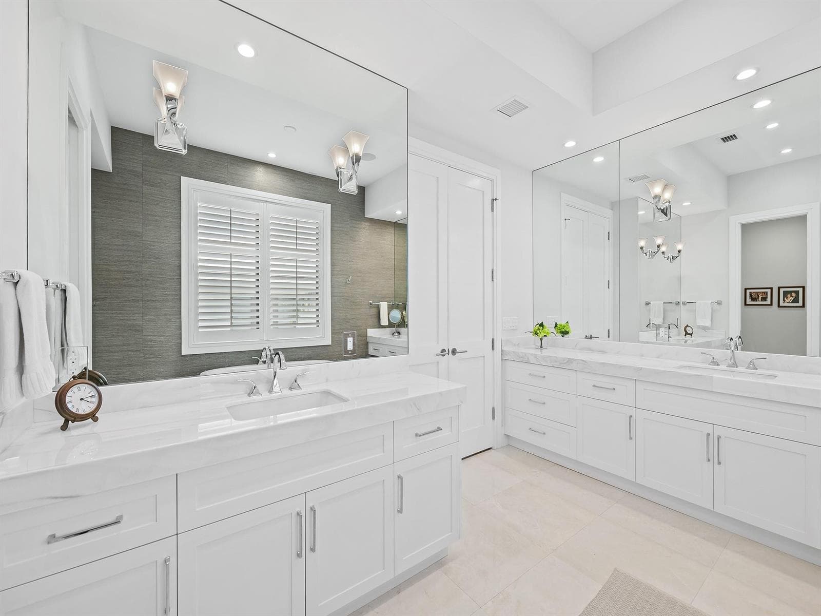 301 Seven Isles Dr