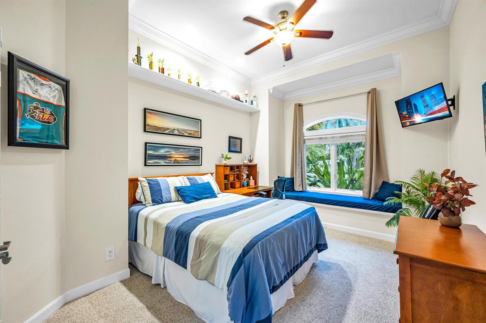 2507 Barcelona Dr