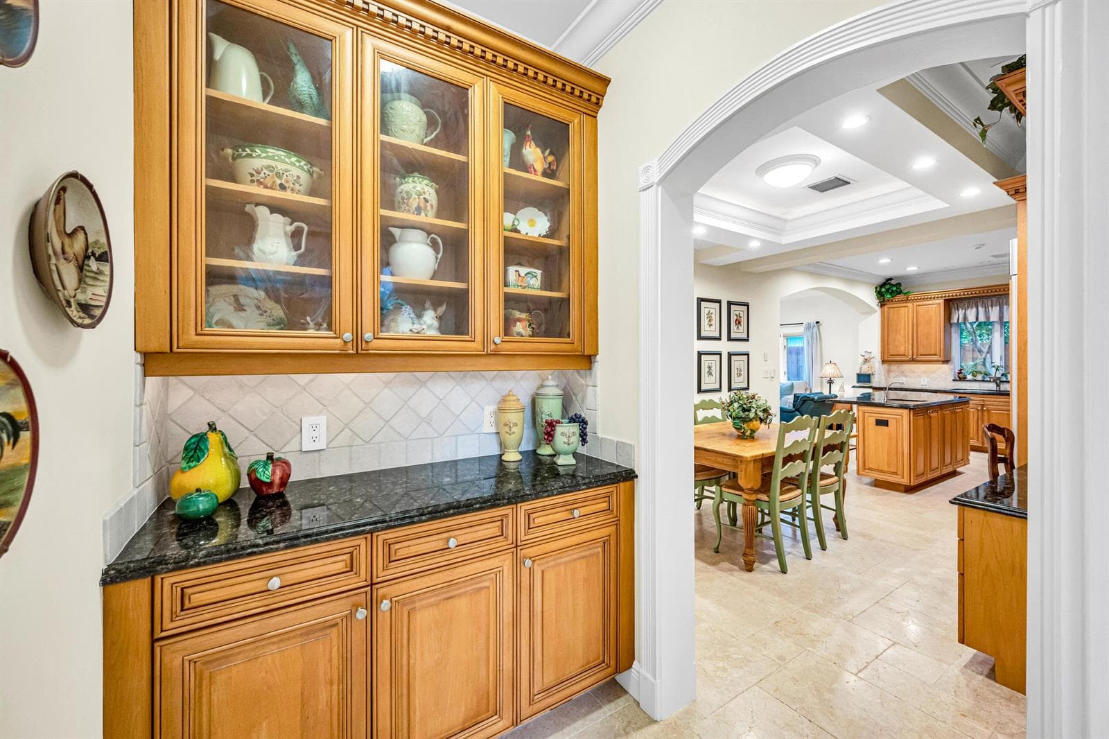 2507 Barcelona Dr