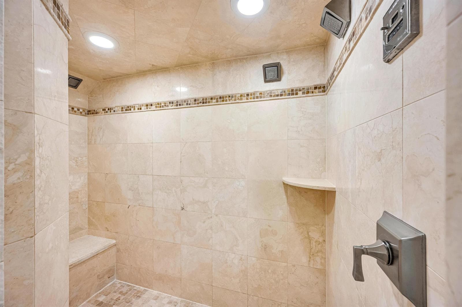 2507 Barcelona Dr