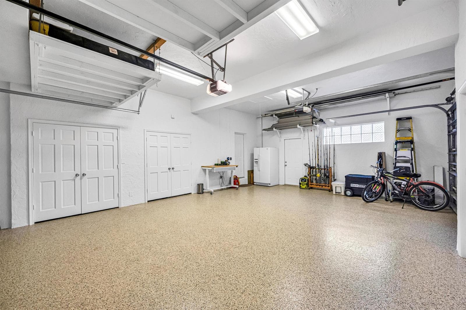 2507 Barcelona Dr