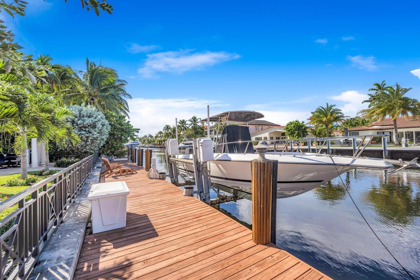 2507 Barcelona Dr