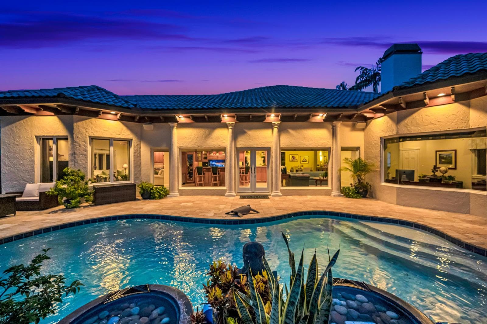 2507 Barcelona Dr
