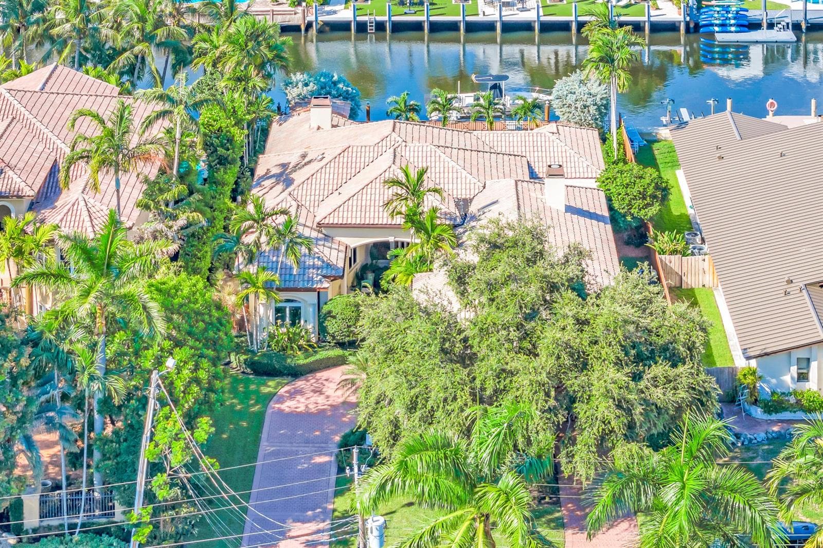 2507 Barcelona Dr