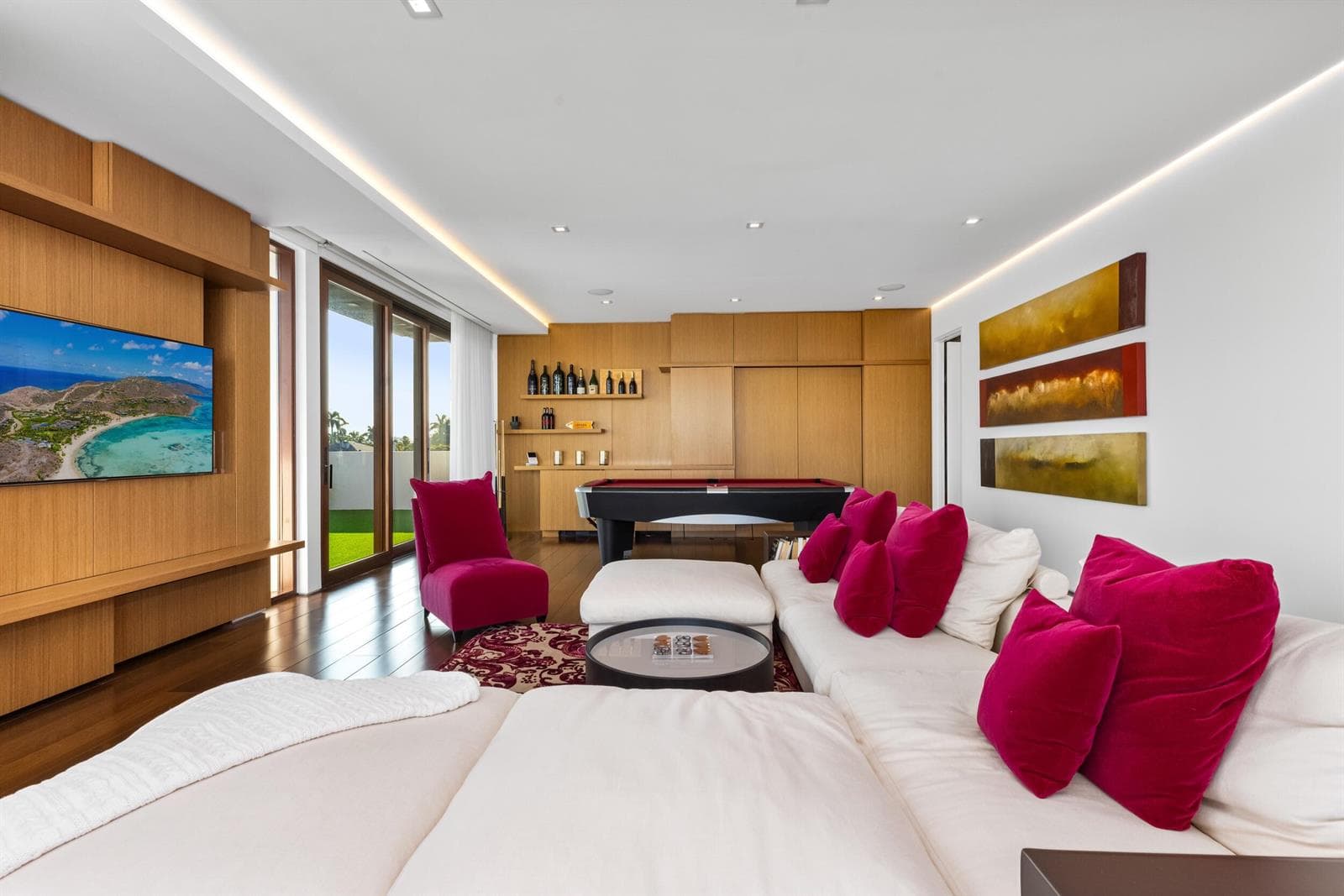 10 Pelican Dr