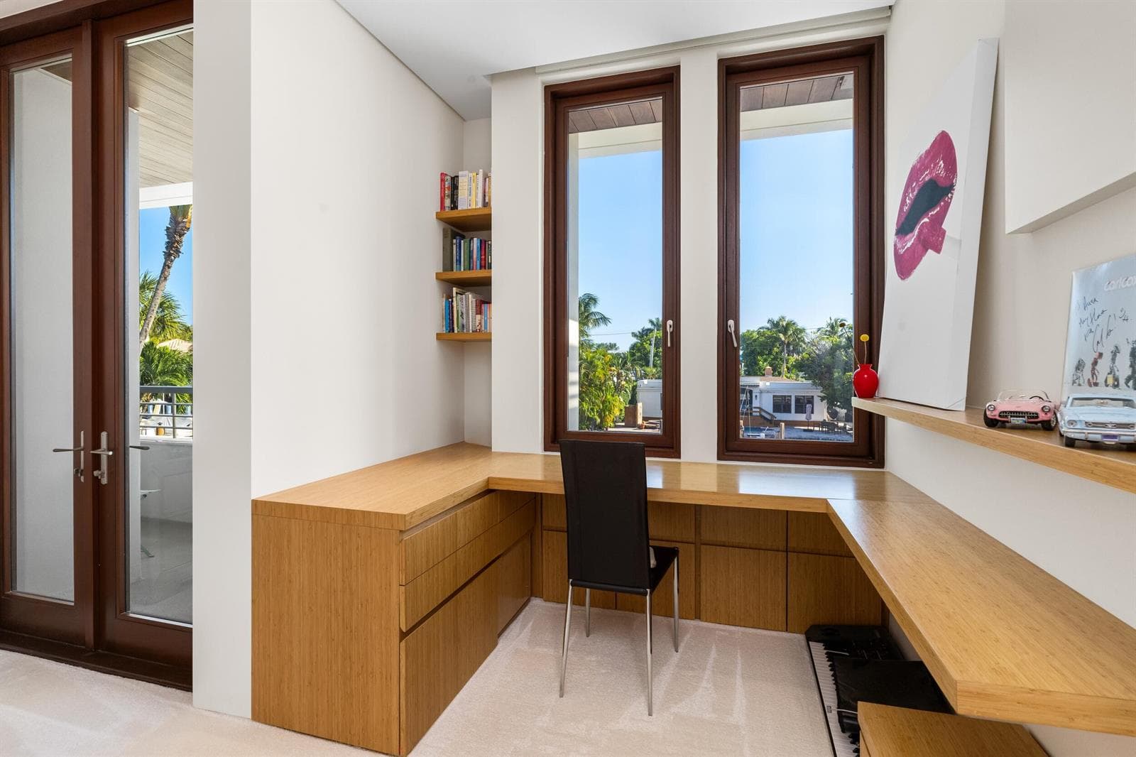 10 Pelican Dr