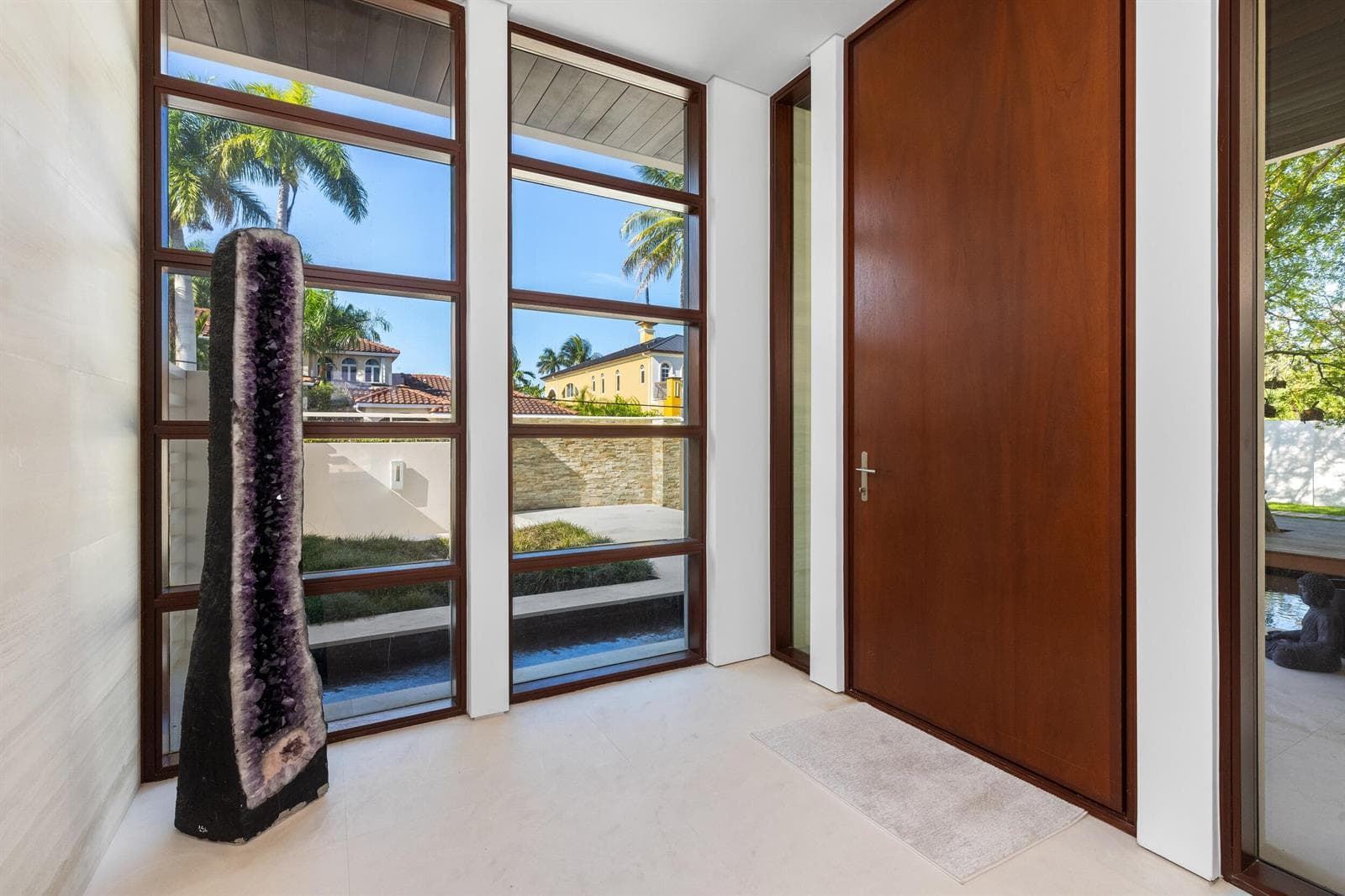 10 Pelican Dr