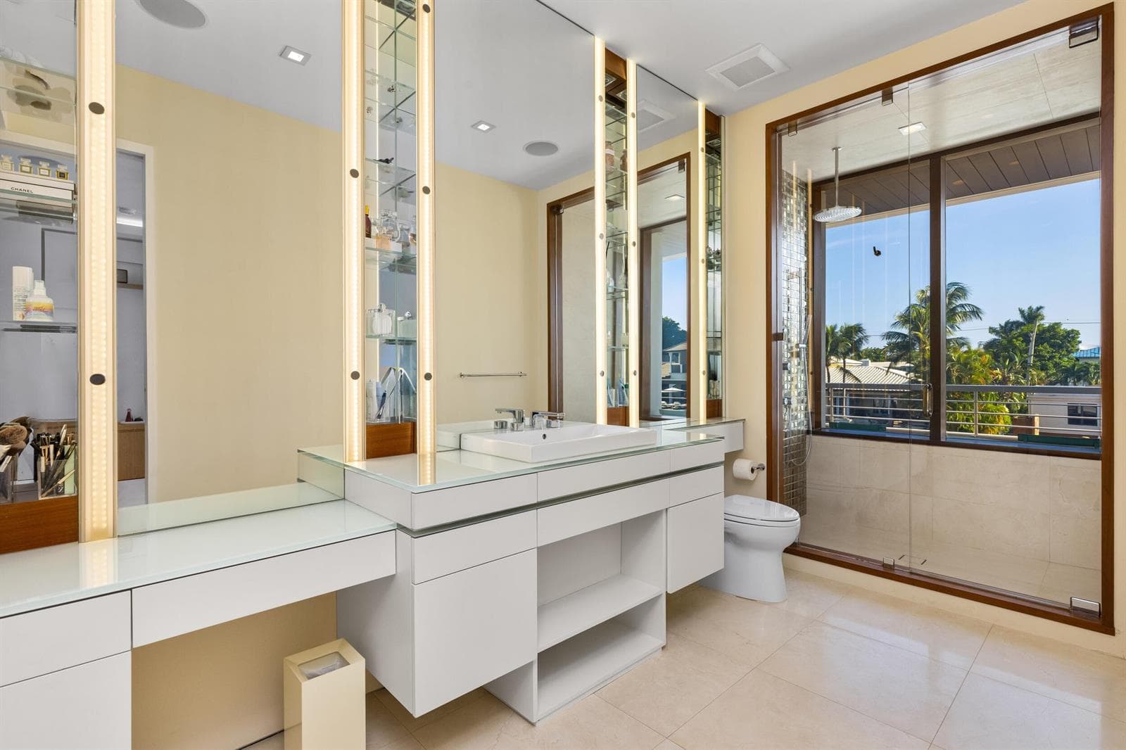 10 Pelican Dr