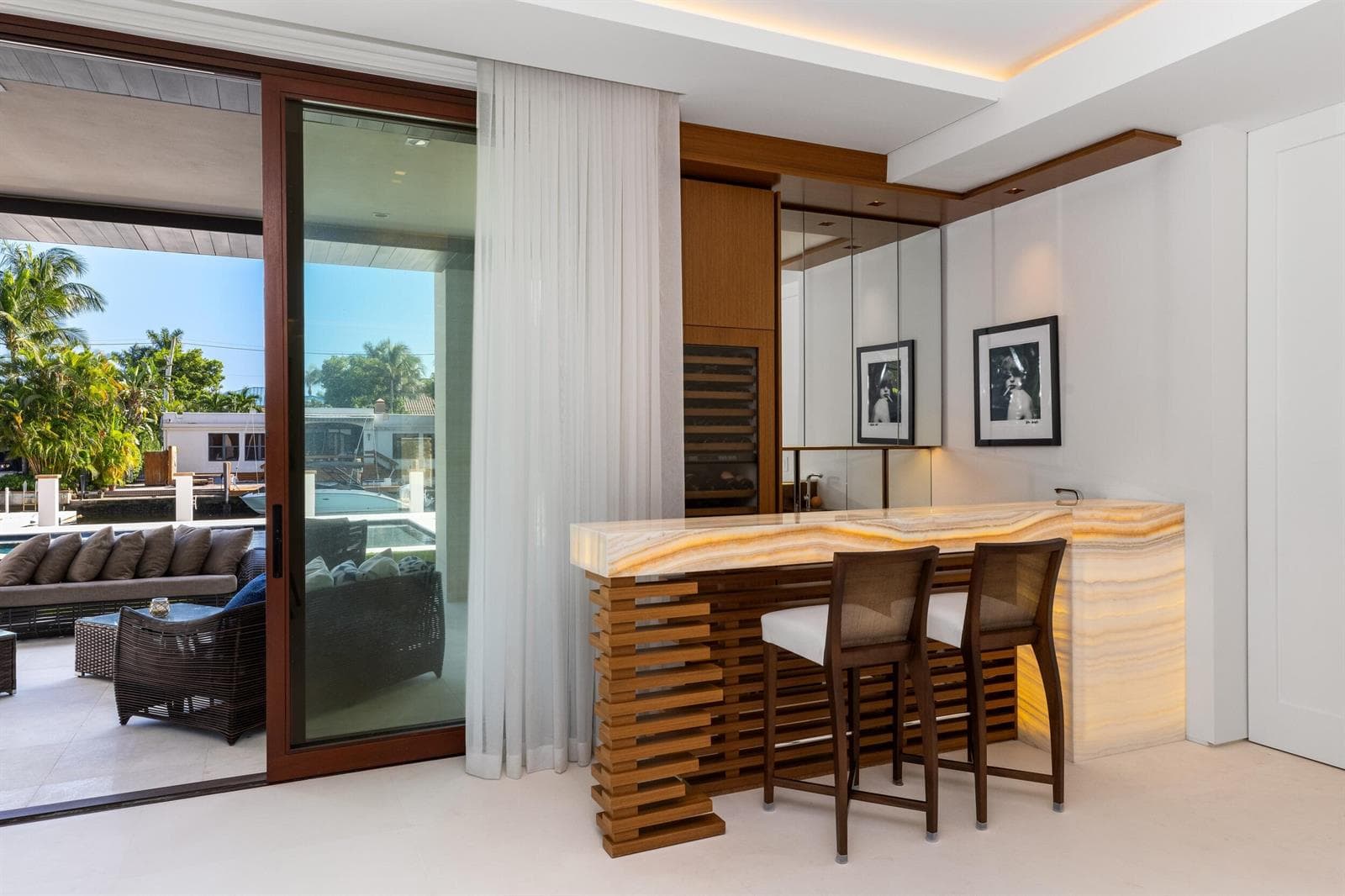 10 Pelican Dr