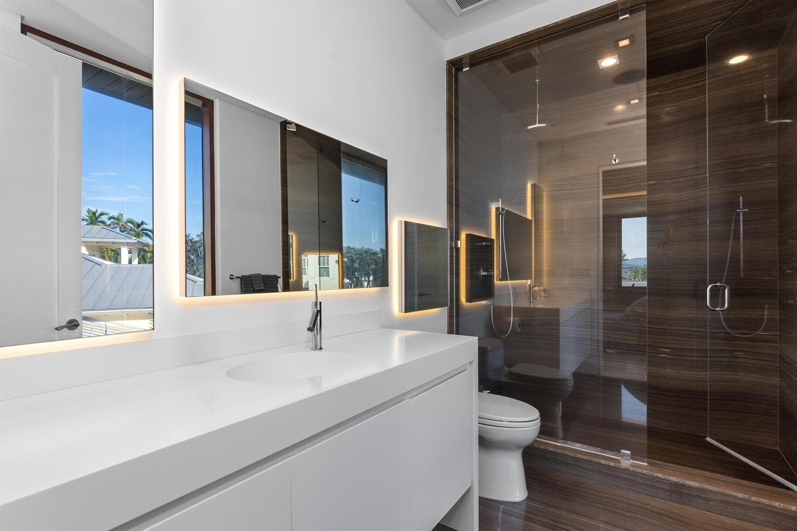 10 Pelican Dr