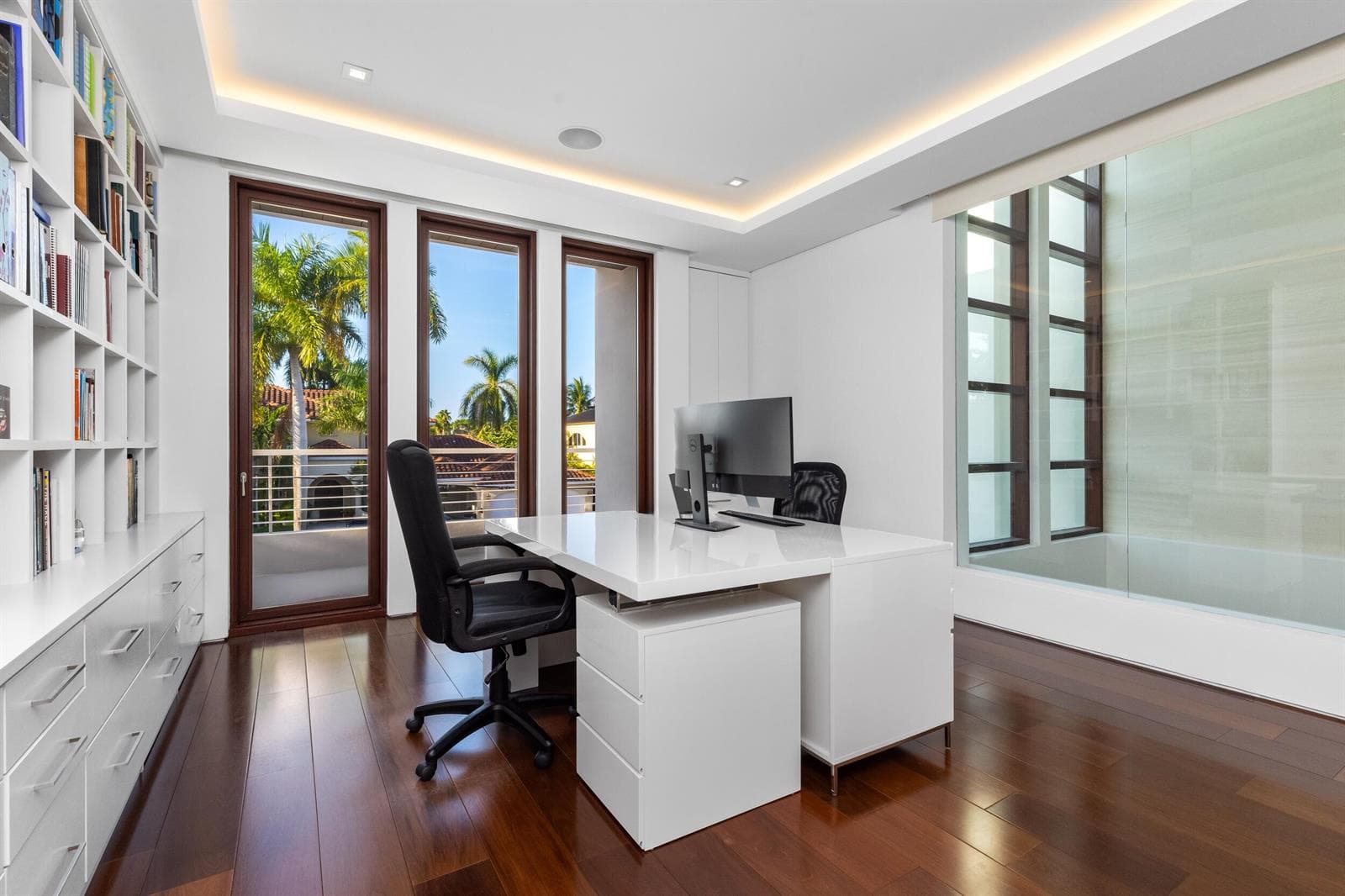 10 Pelican Dr