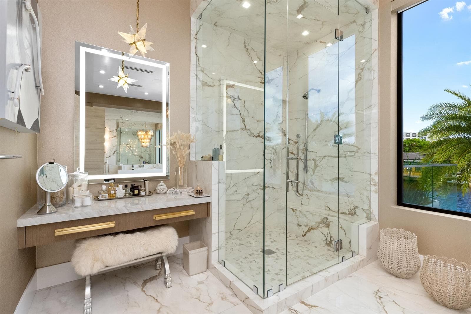 70 Isla Bahia Dr