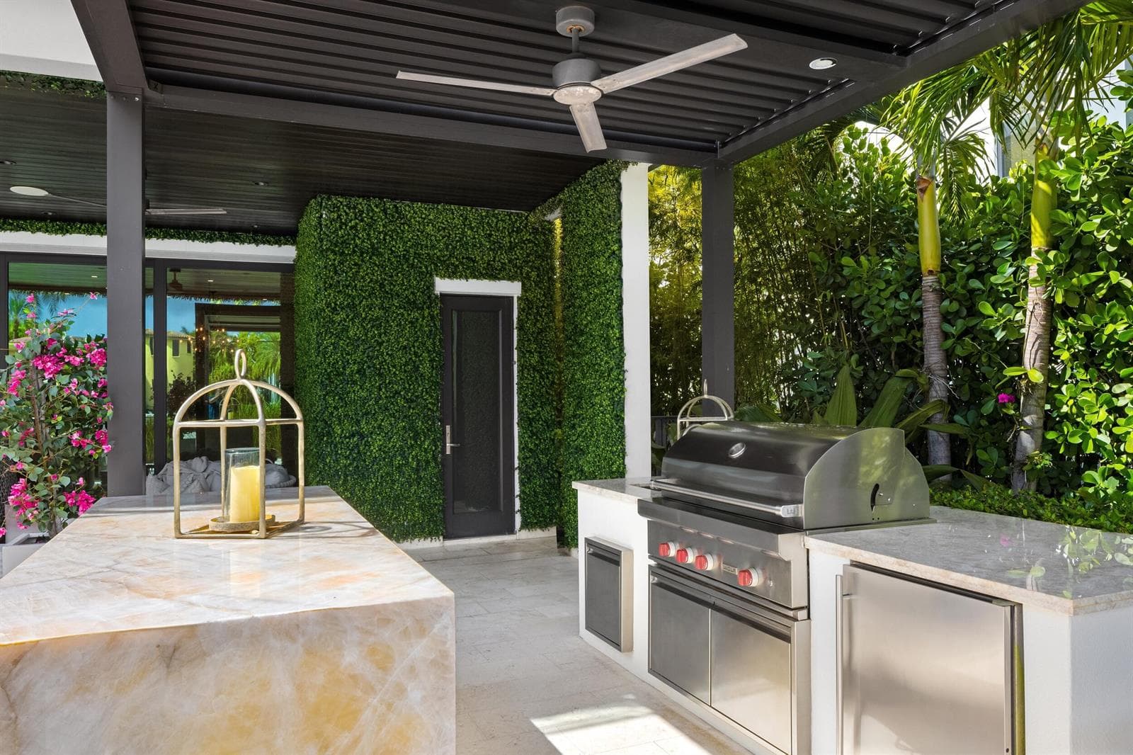 70 Isla Bahia Dr