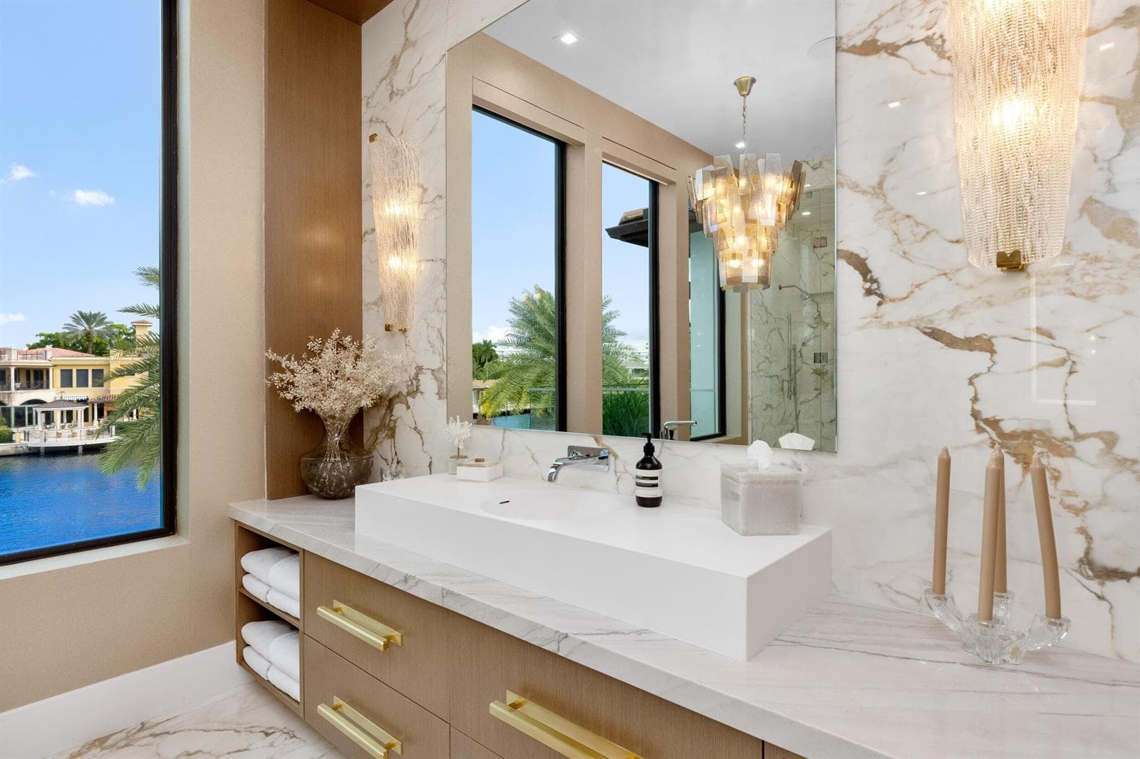 70 Isla Bahia Dr