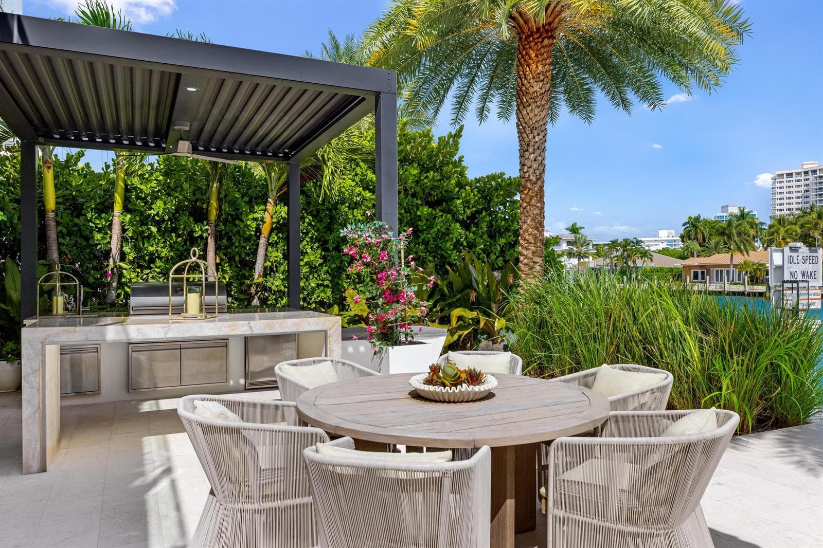 70 Isla Bahia Dr