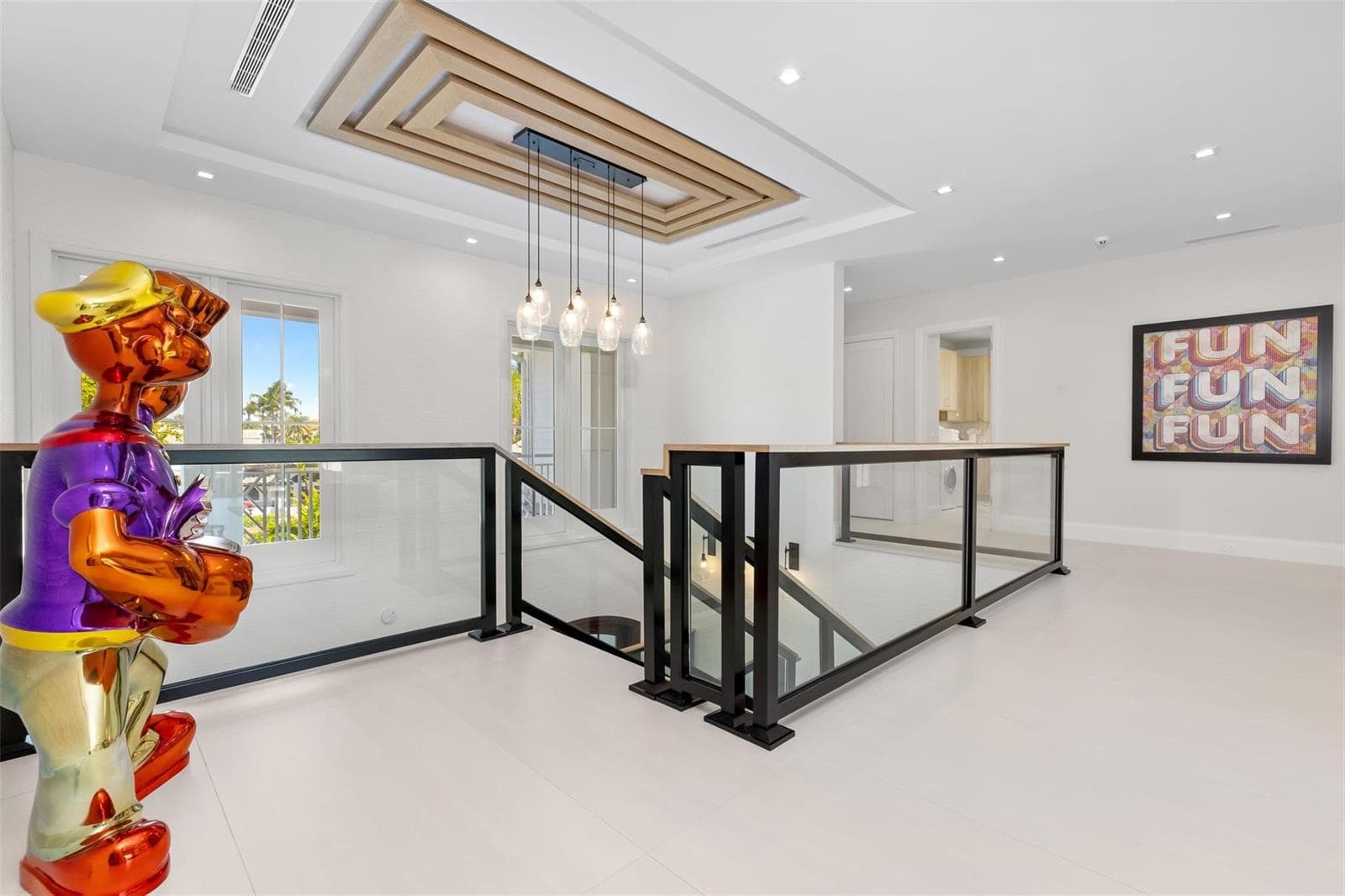 2520 Del Lago Dr