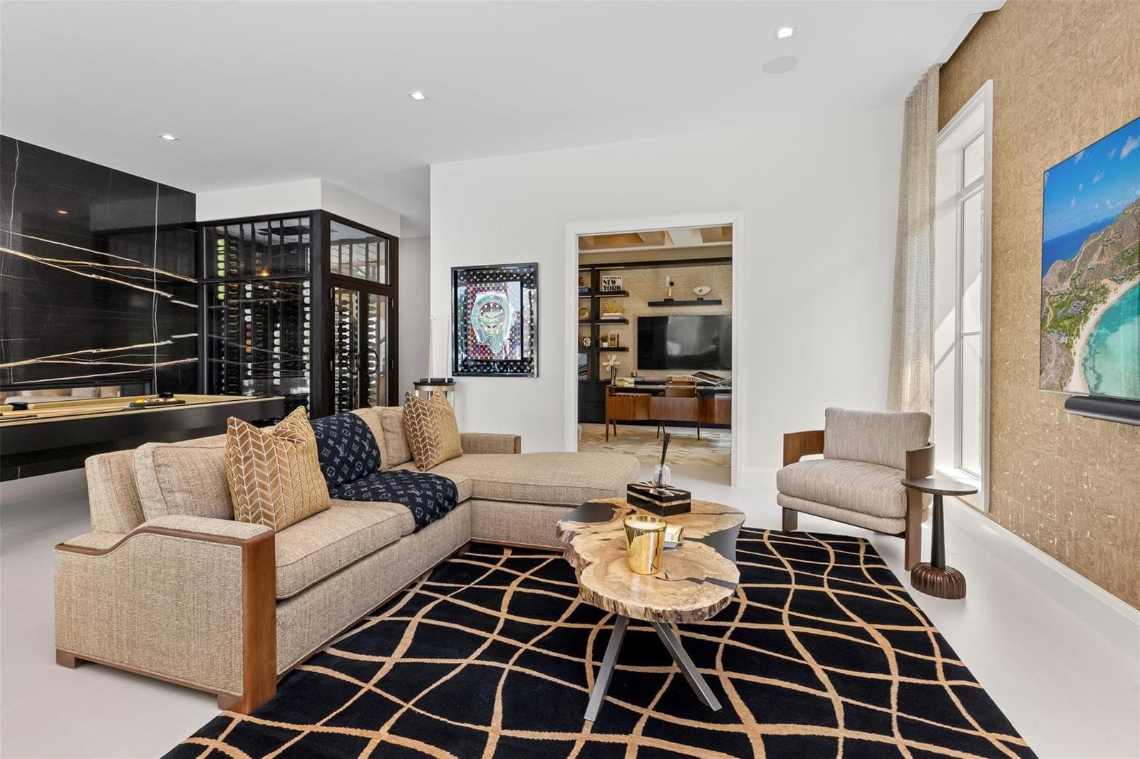 2520 Del Lago Dr
