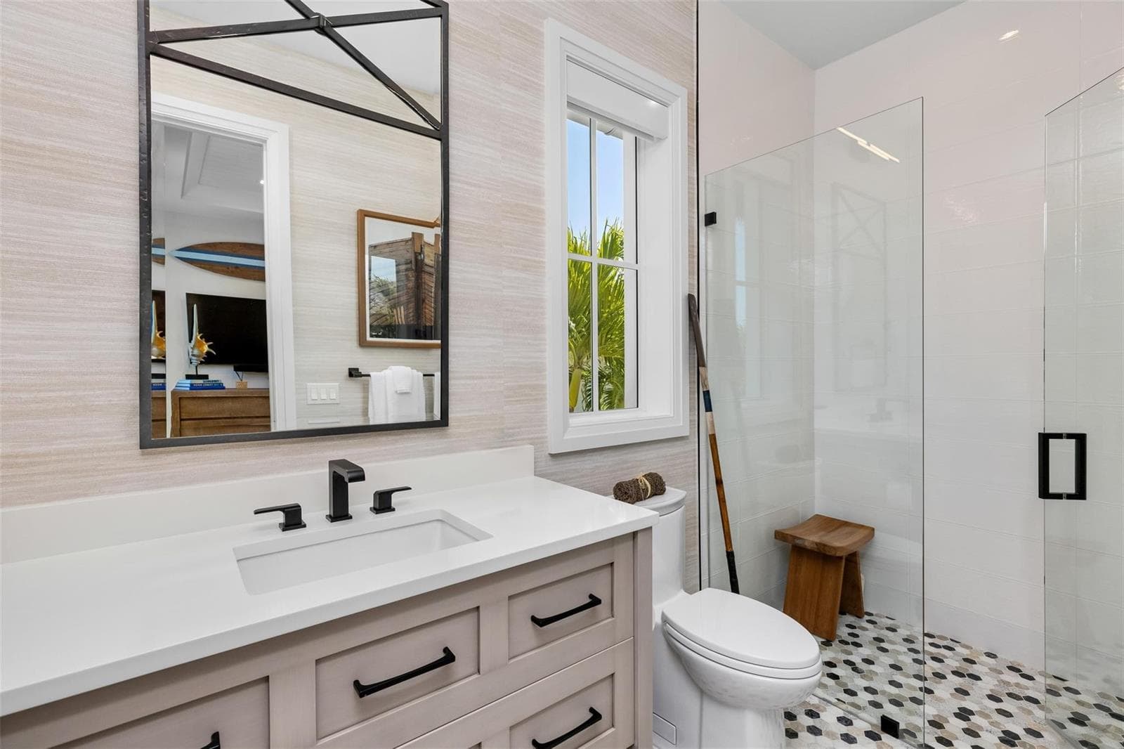 2520 Del Lago Dr