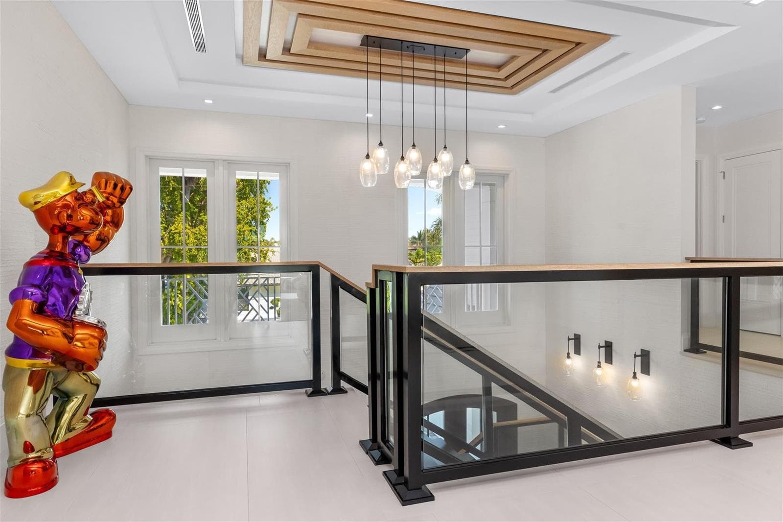 2520 Del Lago Dr
