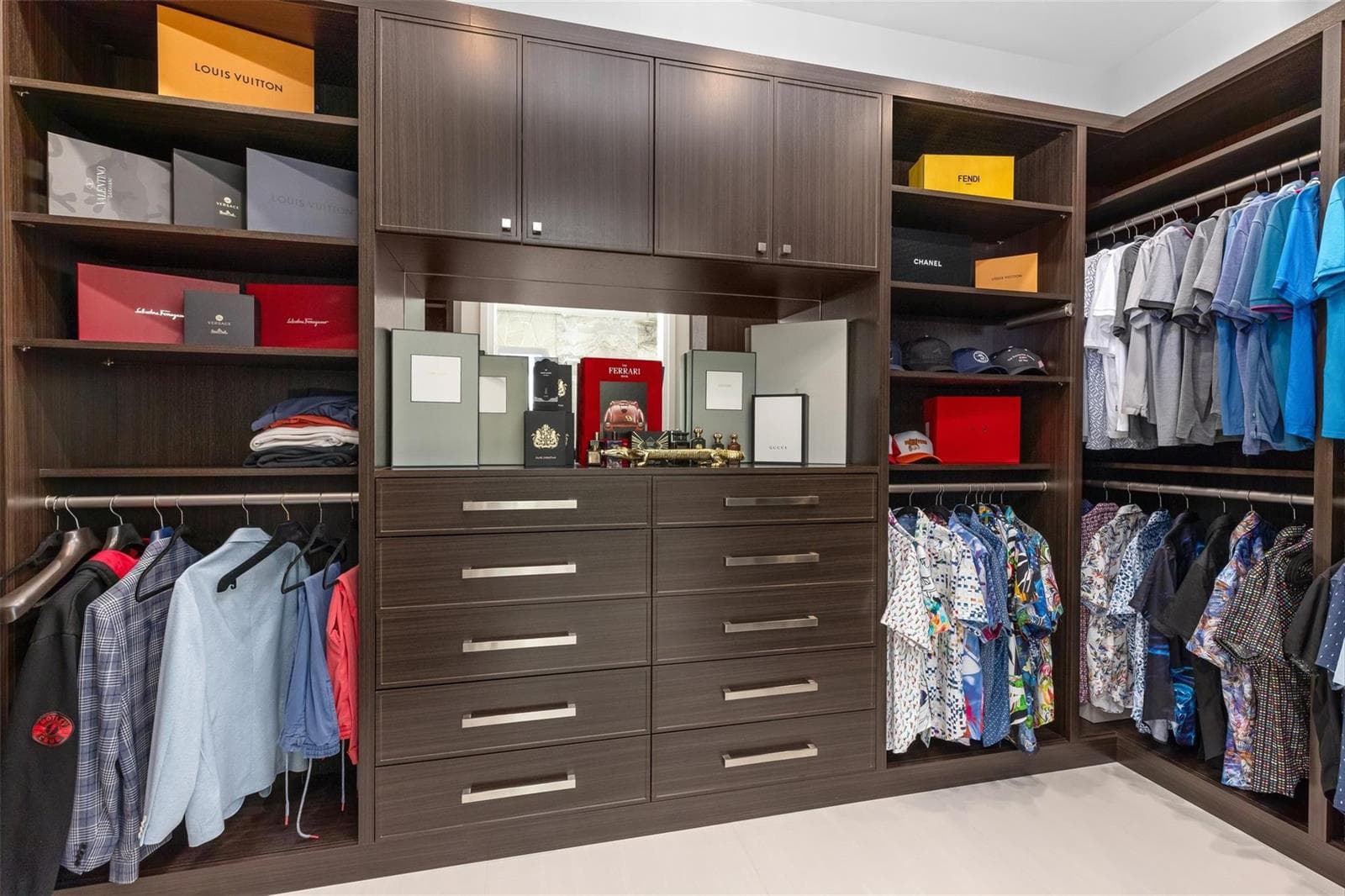 2520 Del Lago Dr