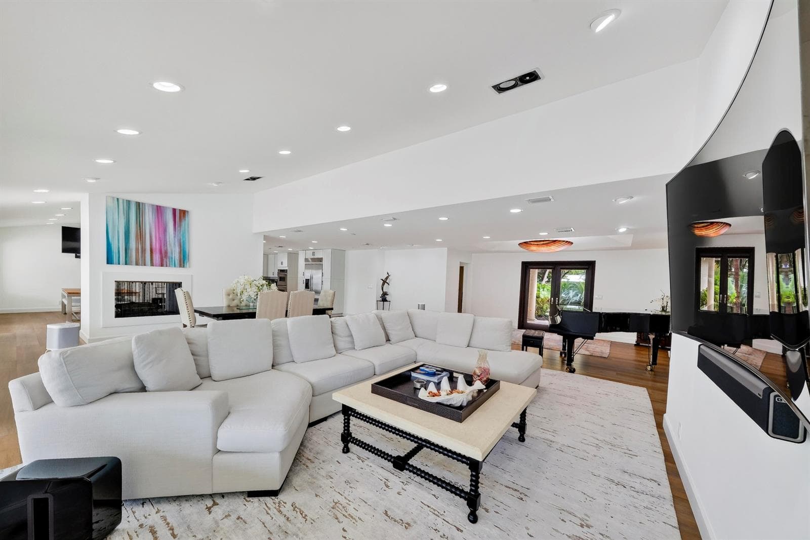 329 Isle of Capri Dr