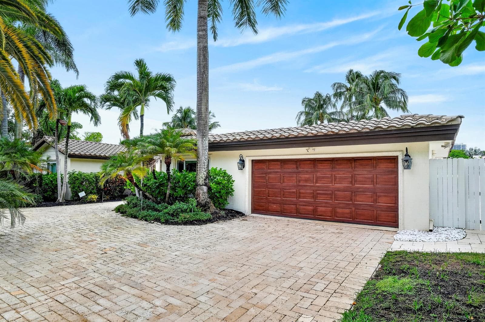 329 Isle of Capri Dr
