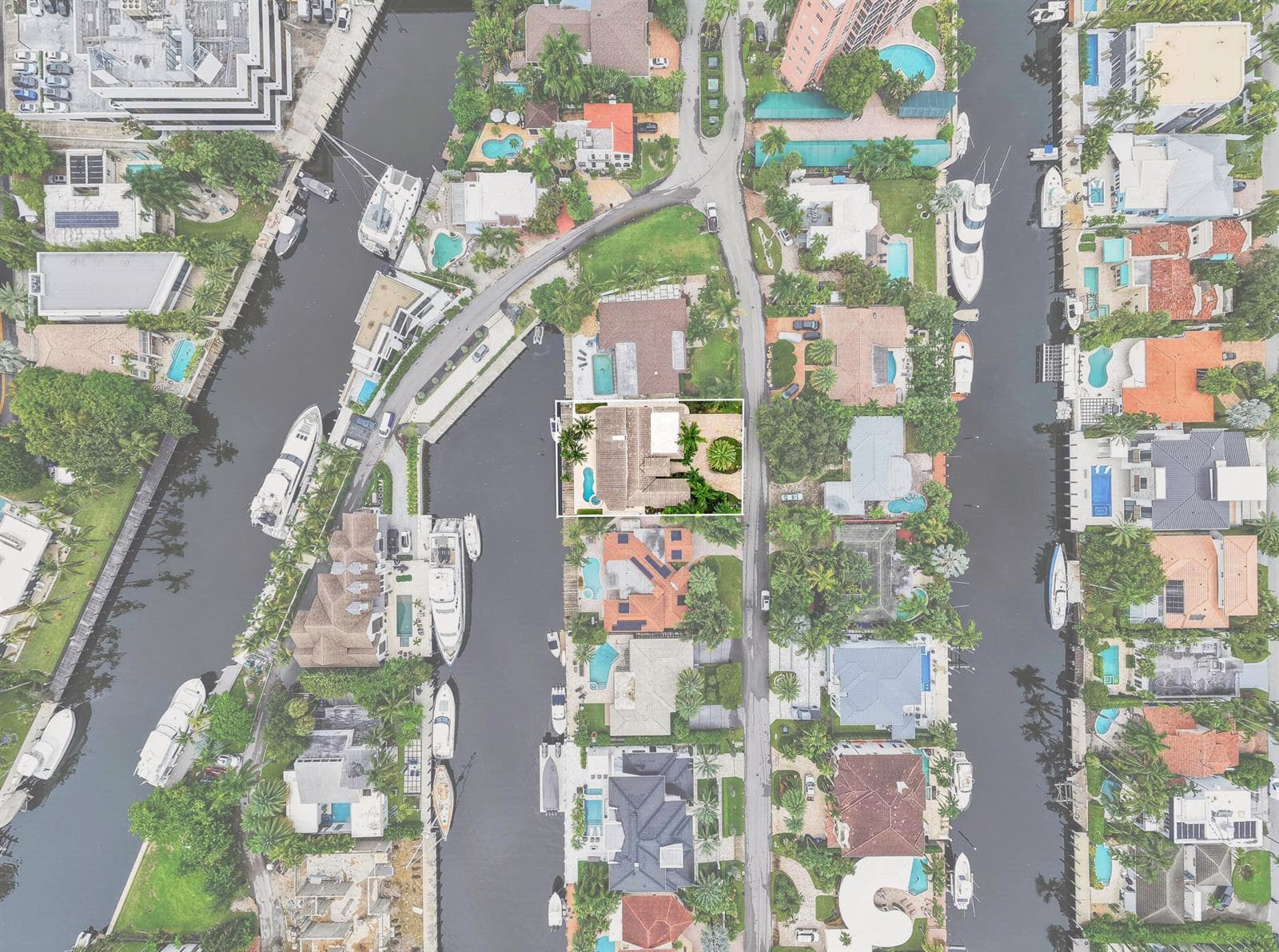 329 Isle of Capri Dr