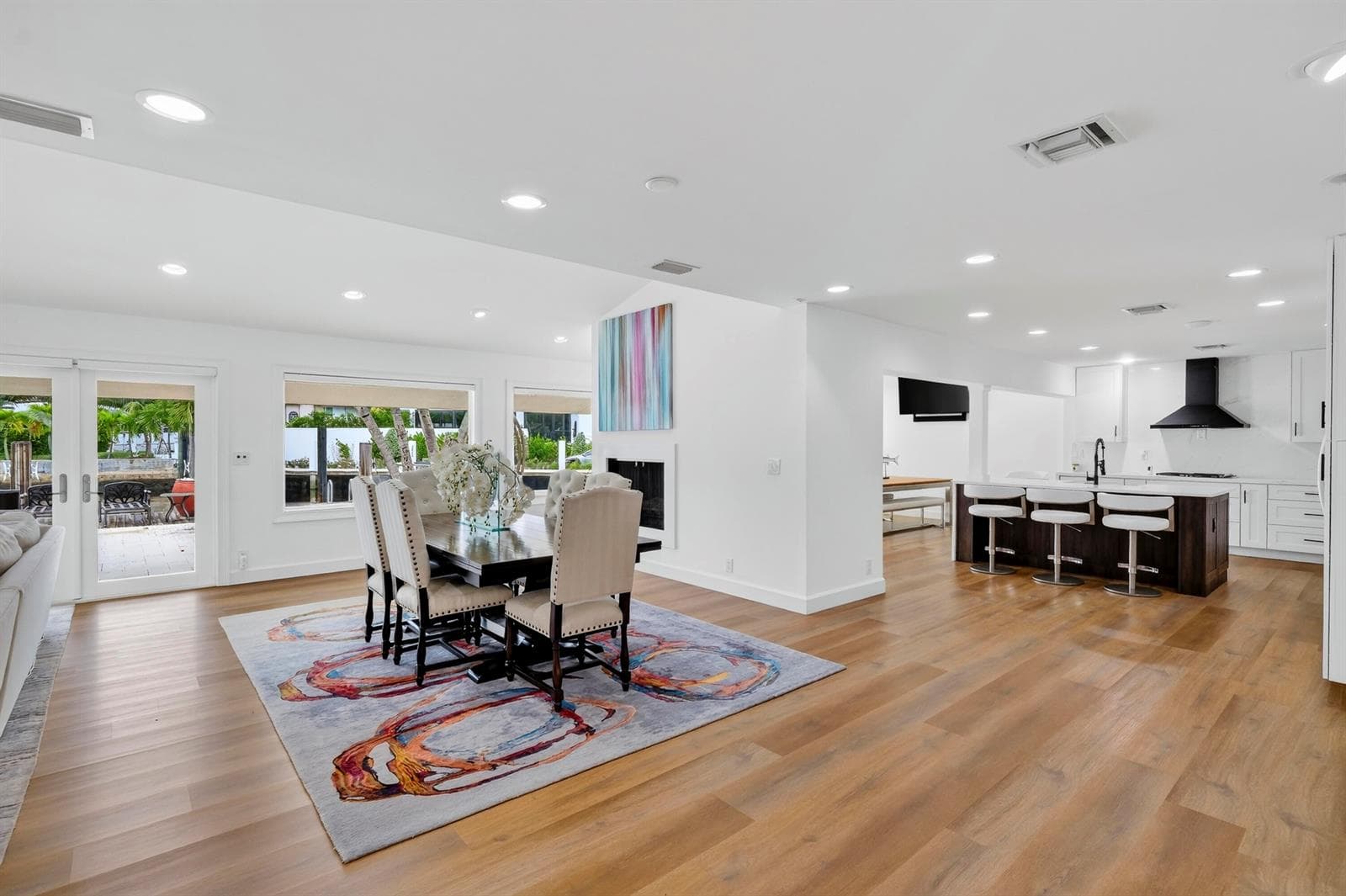 329 Isle of Capri Dr
