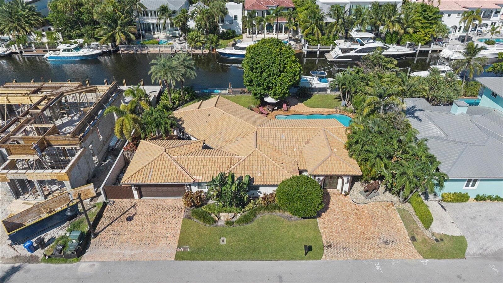 511 Lido Dr