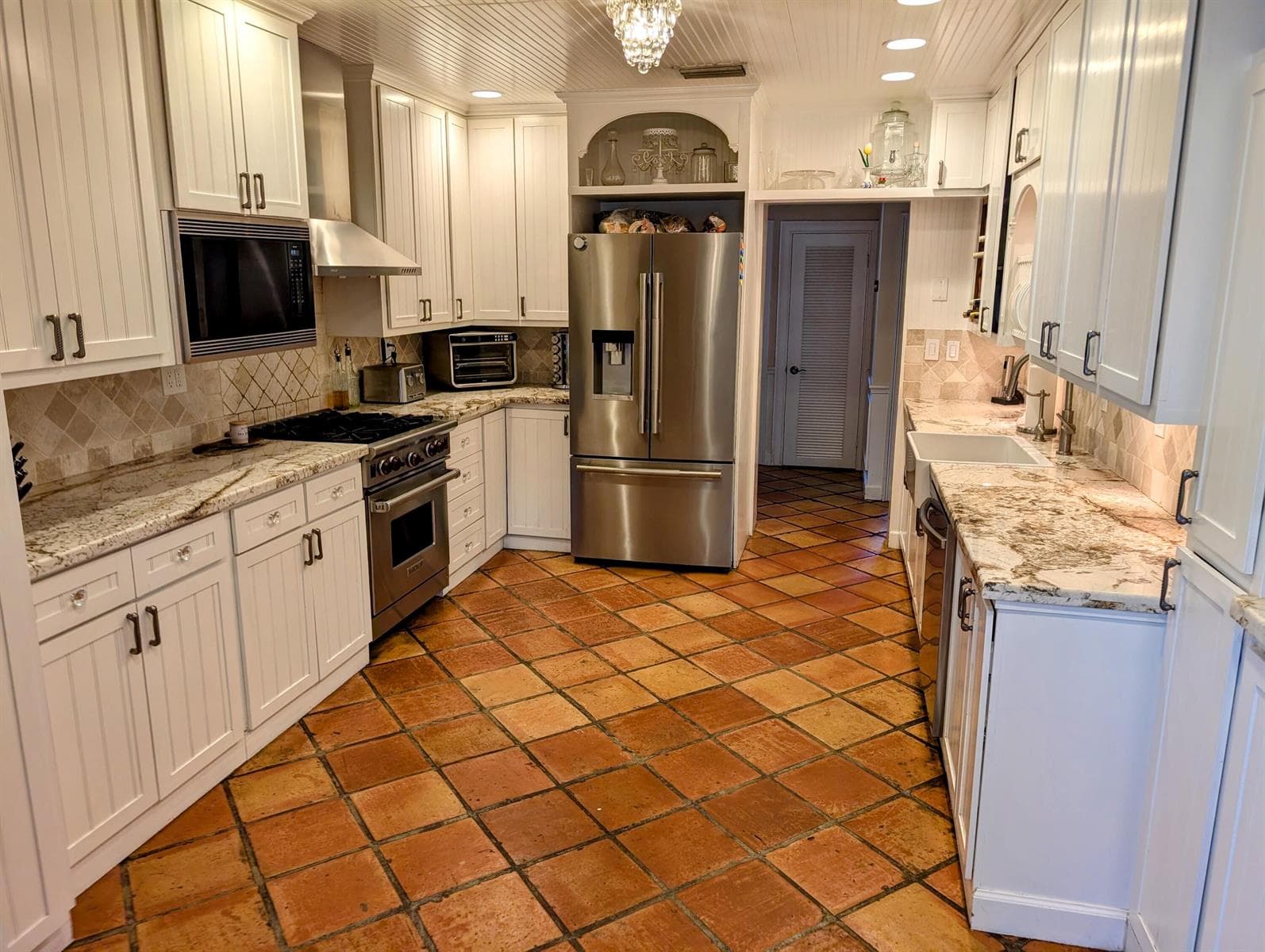 511 Lido Dr