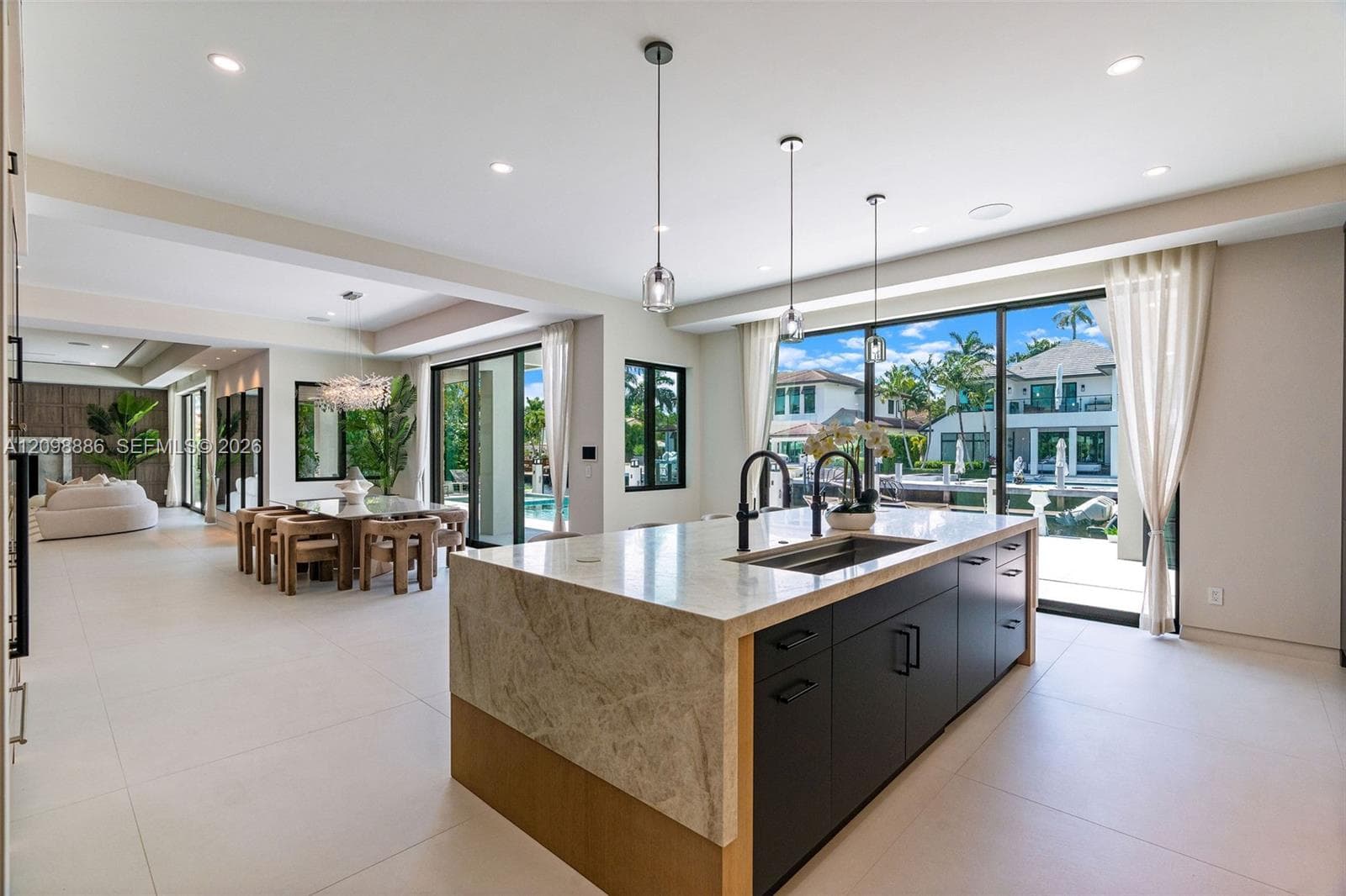 441 Isle of Palms Dr