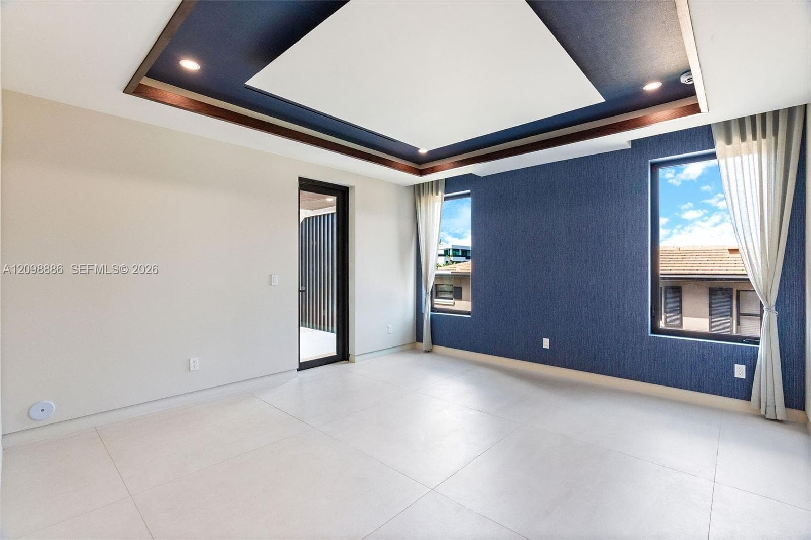 441 Isle of Palms Dr