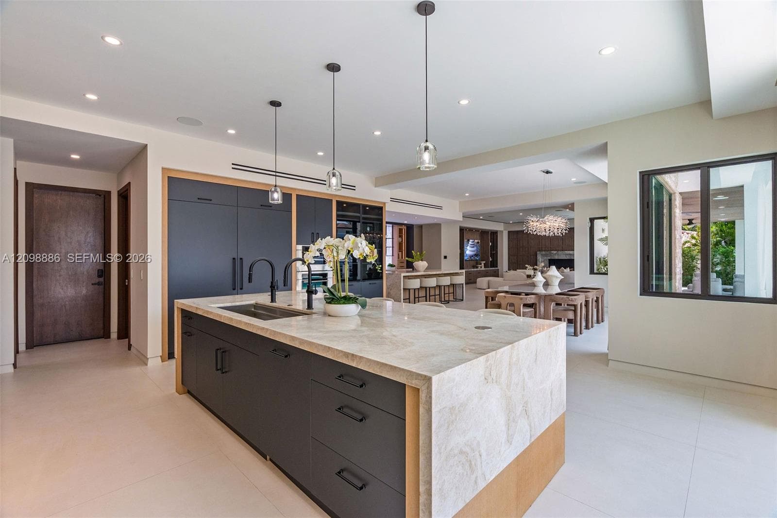 441 Isle of Palms Dr