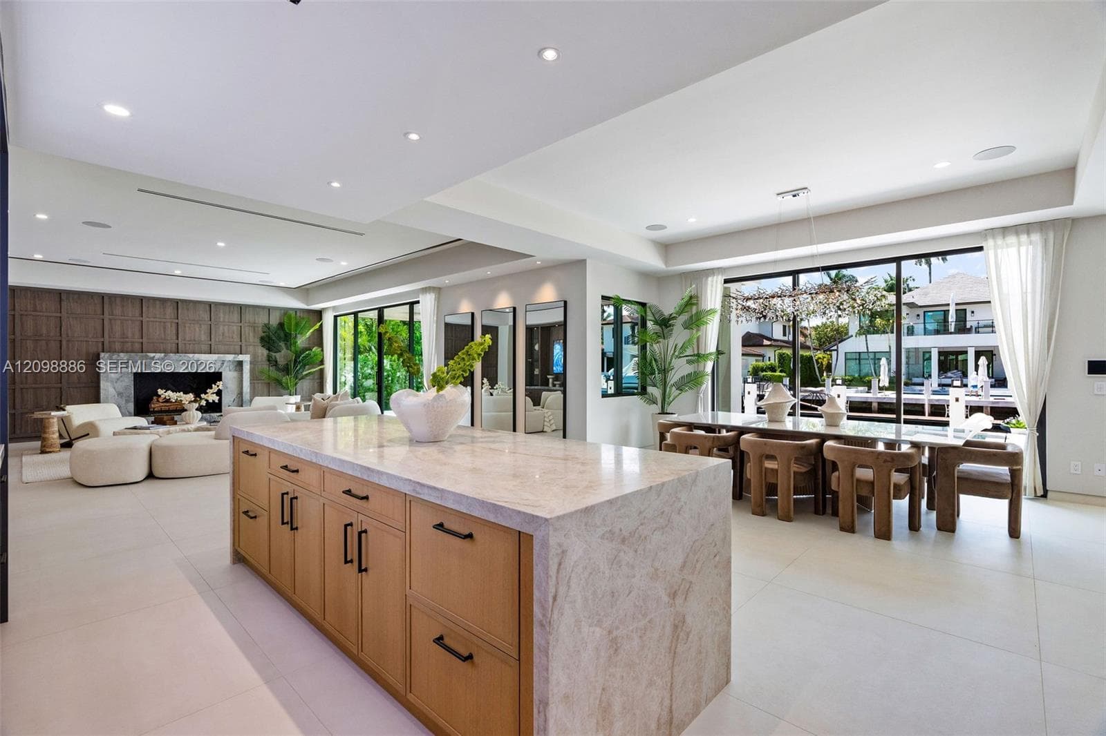 441 Isle of Palms Dr